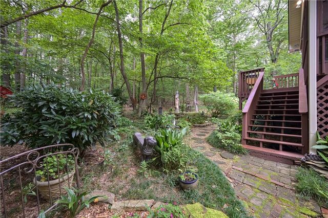 5885 West Chapel Hill Road, Douglasville, GA 30135