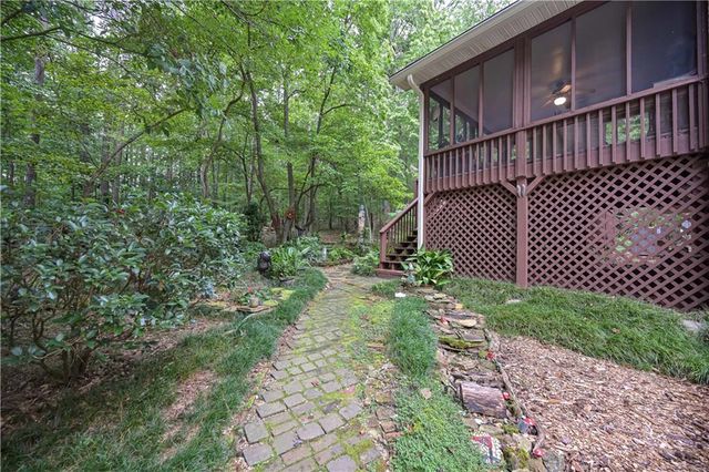 5885 West Chapel Hill Road, Douglasville, GA 30135