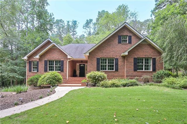 5885 West Chapel Hill Road, Douglasville, GA 30135