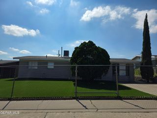 3908 HERCULES Avenue, El Paso, TX 79904