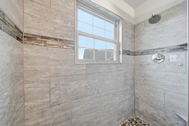 9519 S 96th East Avenue, Tulsa, OK 74133