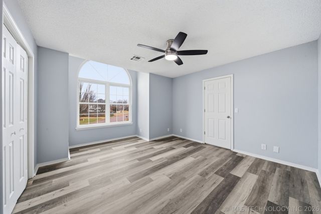 9519 S 96th East Avenue, Tulsa, OK 74133