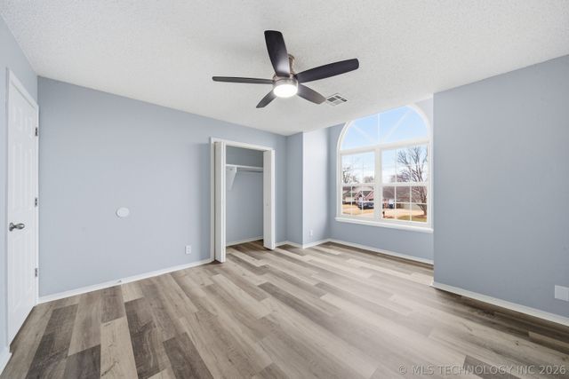 9519 S 96th East Avenue, Tulsa, OK 74133