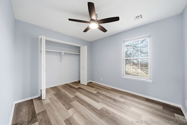 9519 S 96th East Avenue, Tulsa, OK 74133