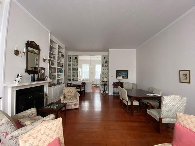 167 Coggeshall Avenue A, Newport, RI 02840