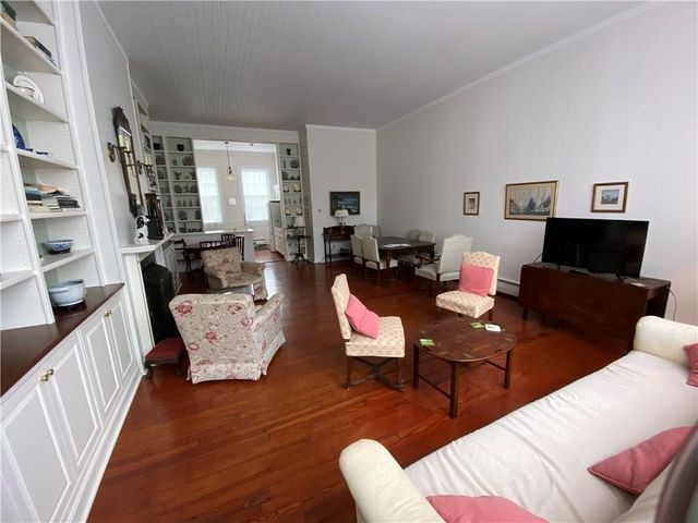 167 Coggeshall Avenue A, Newport, RI 02840