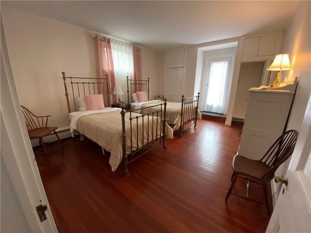 167 Coggeshall Avenue A, Newport, RI 02840