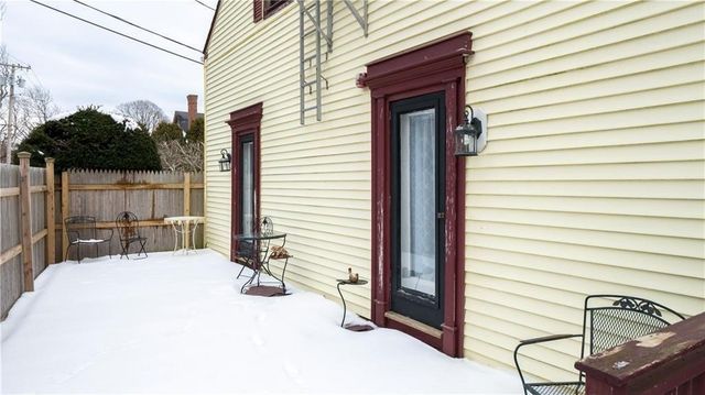 167 Coggeshall Avenue A, Newport, RI 02840