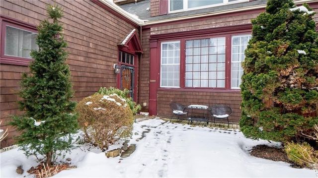 167 Coggeshall Avenue A, Newport, RI 02840