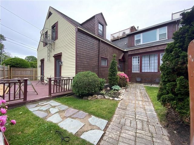 167 Coggeshall Avenue A, Newport, RI 02840