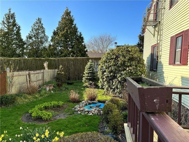 167 Coggeshall Avenue A, Newport, RI 02840