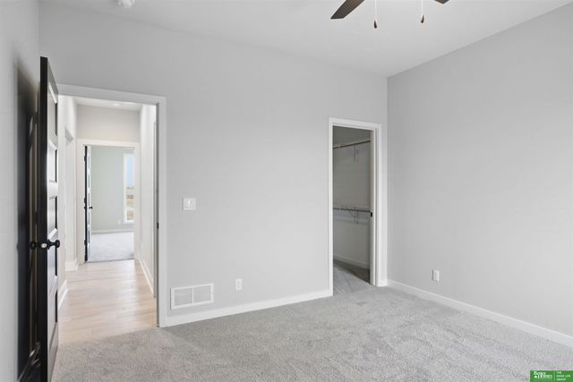 5709 N 195th Street, Elkhorn, NE 68022