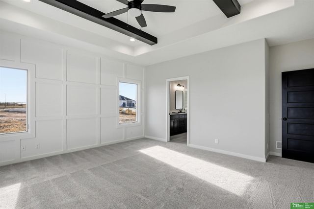 5709 N 195th Street, Elkhorn, NE 68022