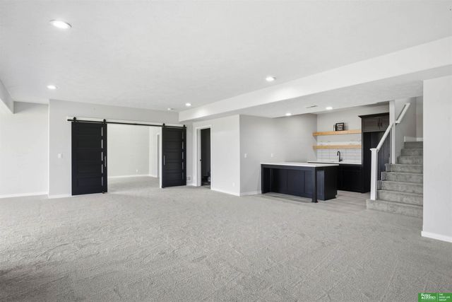 5709 N 195th Street, Elkhorn, NE 68022