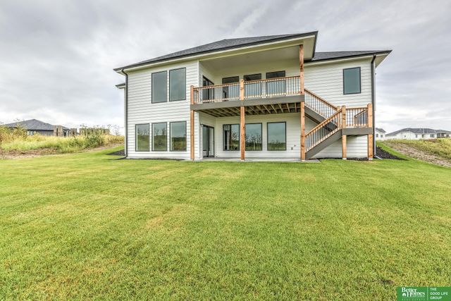 5709 N 195th Street, Elkhorn, NE 68022