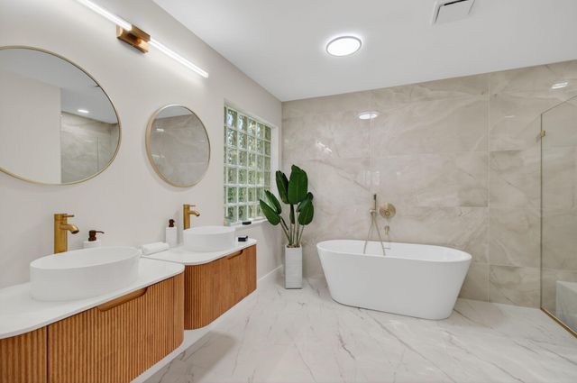 7287 Wailea Avenue, Boynton Beach, FL 33437