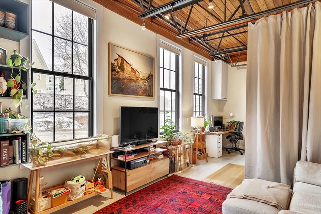 3-4 Tannery Brook Row 11, Somerville, MA 02144