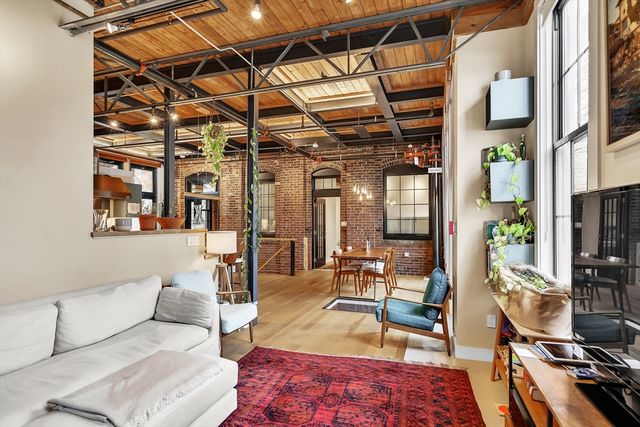 3-4 Tannery Brook Row 11, Somerville, MA 02144