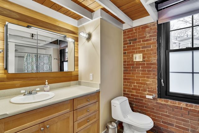 3-4 Tannery Brook Row 11, Somerville, MA 02144