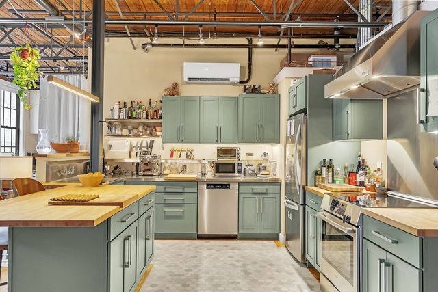 3-4 Tannery Brook Row 11, Somerville, MA 02144