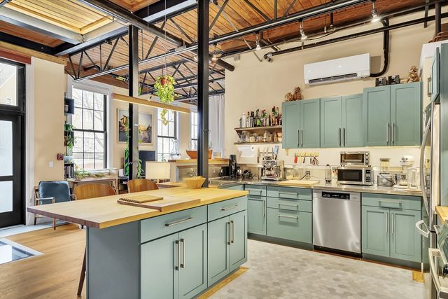 3-4 Tannery Brook Row 11, Somerville, MA 02144