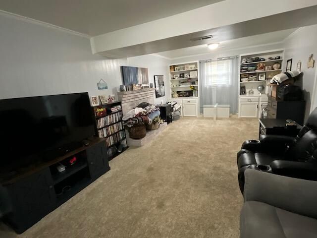 539 Missimer LN, Vinton, VA 24179