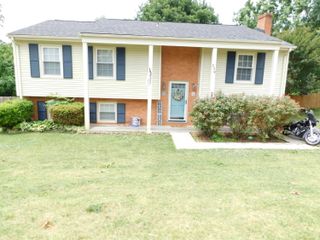 539 Missimer LN, Vinton, VA 24179