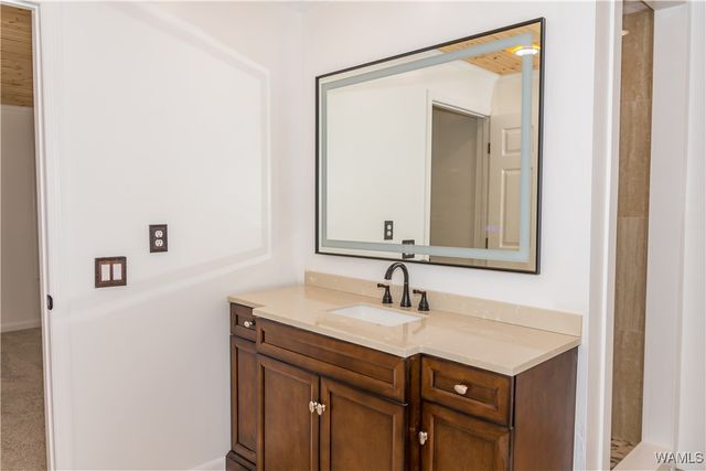 1102 N Washington, Livingston, AL 35470