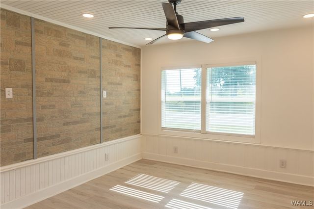 1102 N Washington, Livingston, AL 35470