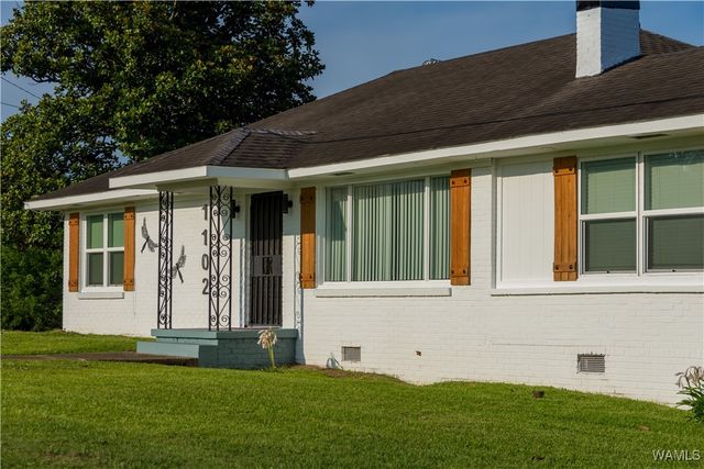1102 N Washington, Livingston, AL 35470
