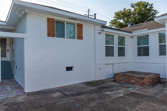 1102 N Washington, Livingston, AL 35470