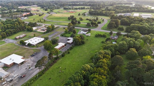 1102 N Washington, Livingston, AL 35470