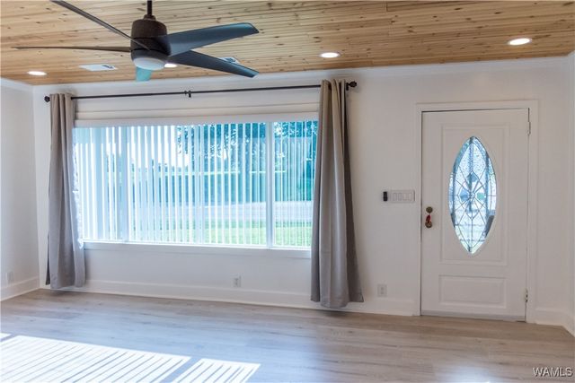 1102 N Washington, Livingston, AL 35470