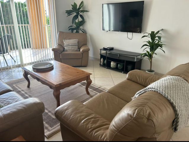 19999 E Country Club Dr 1501, Aventura, FL 33180