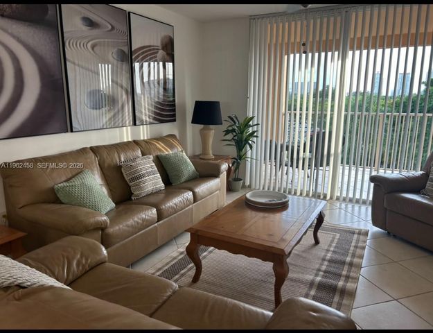 19999 E Country Club Dr 1501, Aventura, FL 33180