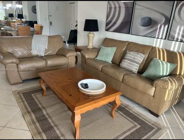 19999 E Country Club Dr 1501, Aventura, FL 33180