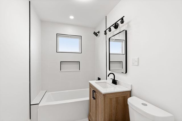 4-6 View South Ave 3, Boston, MA 02130