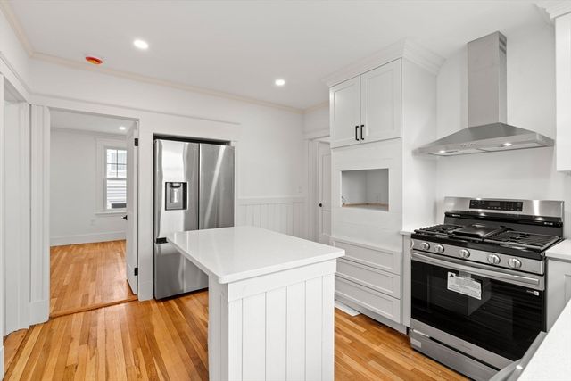 4-6 View South Ave 3, Boston, MA 02130