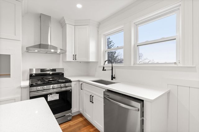 4-6 View South Ave 3, Boston, MA 02130