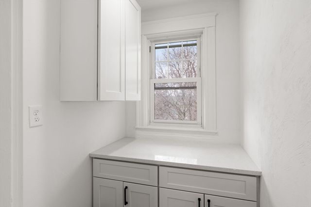 4-6 View South Ave 3, Boston, MA 02130