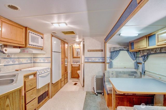 290 Schinn Canyon Drive, Deming, WA 98244