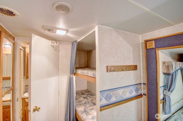 290 Schinn Canyon Drive, Deming, WA 98244