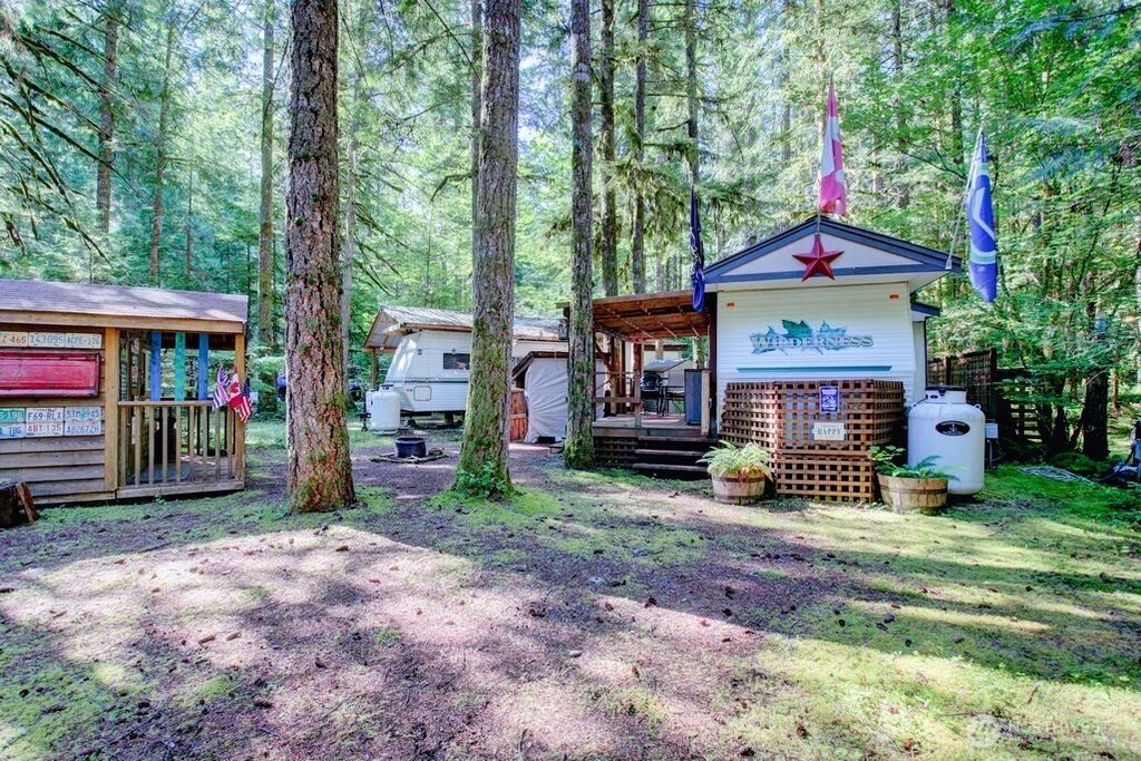 290 Schinn Canyon Drive, Deming, WA 98244