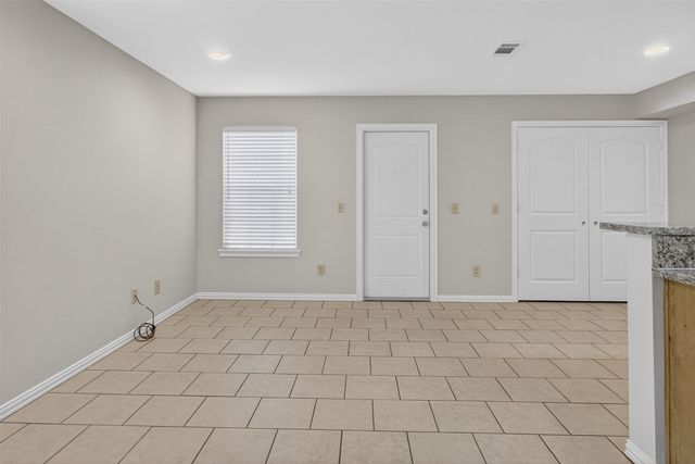 1712 S Waco Street, Van Alstyne, TX 75495