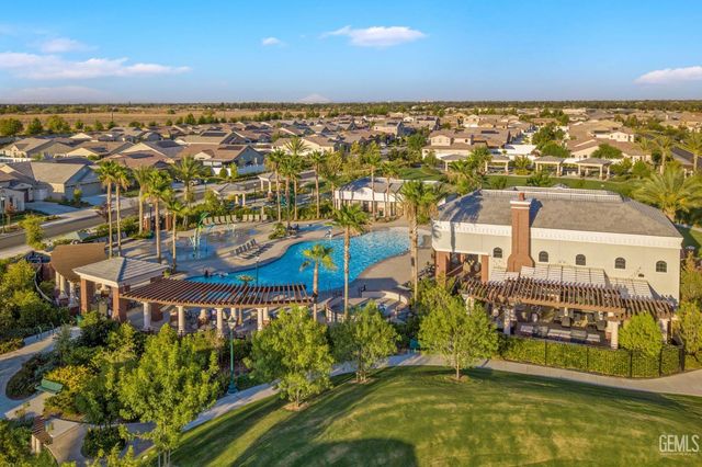 1736 Audley End Place, Bakersfield, CA 93311