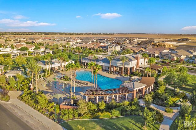 1736 Audley End Place, Bakersfield, CA 93311