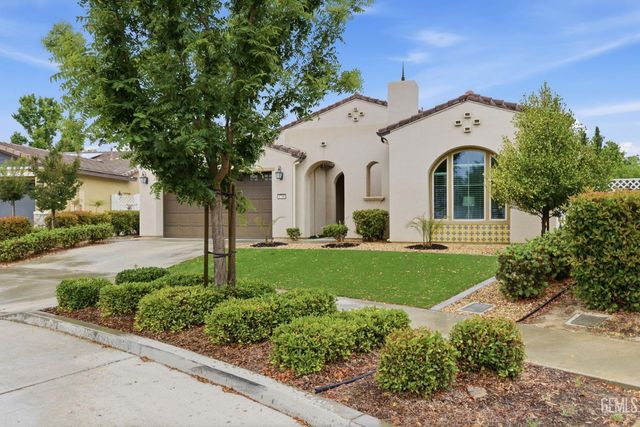 1736 Audley End Place, Bakersfield, CA 93311