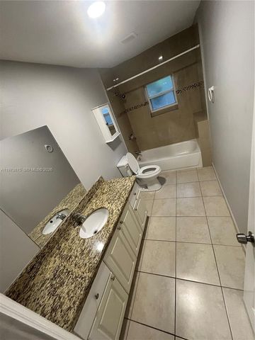 1036 NW 47th Ter, Miami, FL 33127