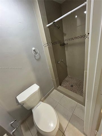 1036 NW 47th Ter, Miami, FL 33127