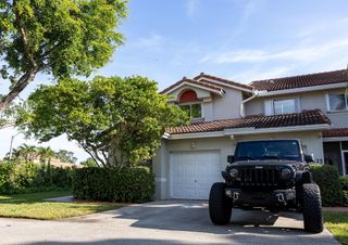 7326 Pinewalk Dr 7326, Pompano Beach, FL 33063